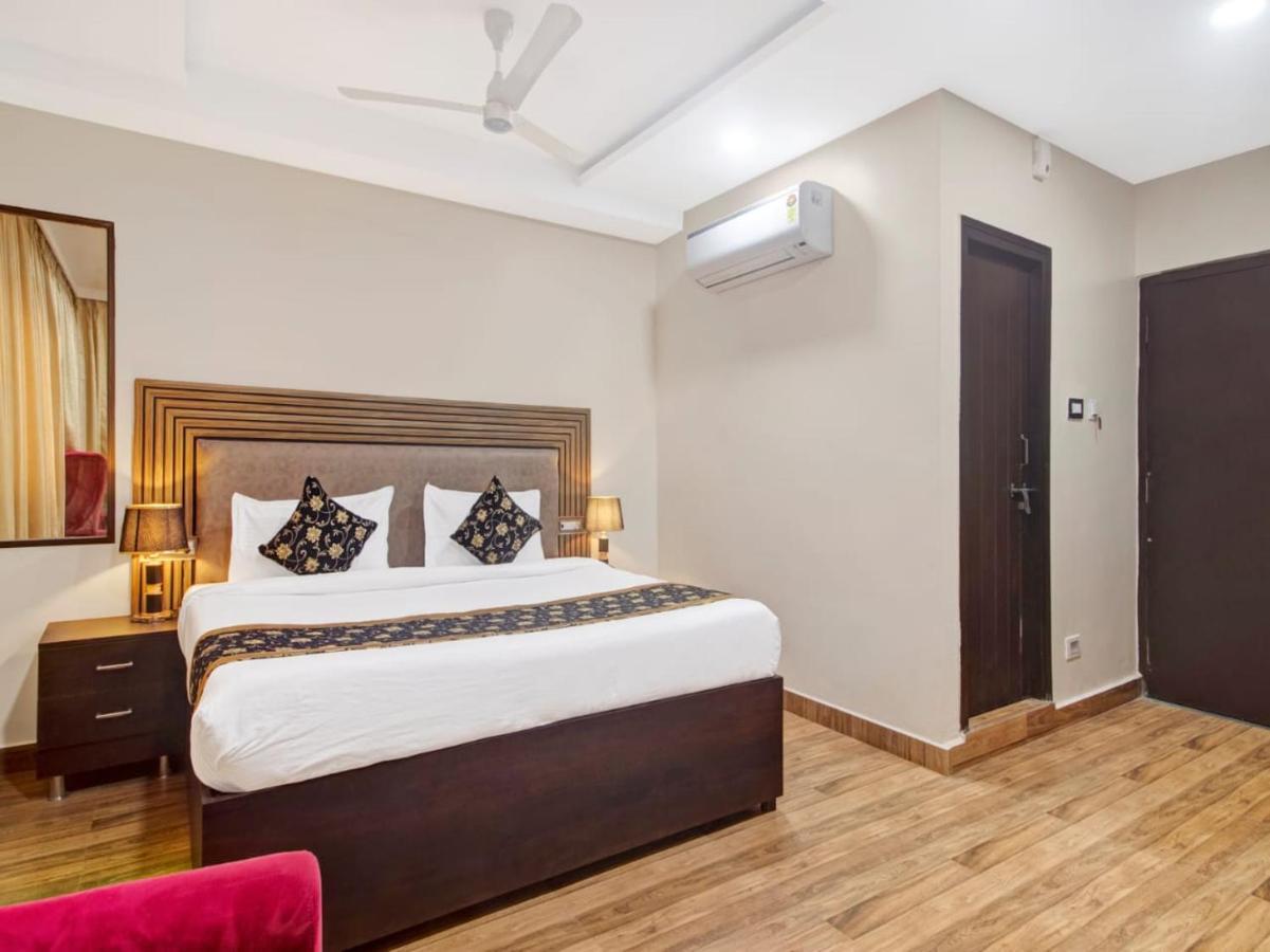 The Superb Hotel Pvt Ltd Χιντεραμπάντ Εξωτερικό φωτογραφία
