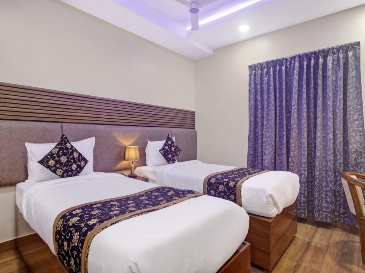The Superb Hotel Pvt Ltd Χιντεραμπάντ Εξωτερικό φωτογραφία